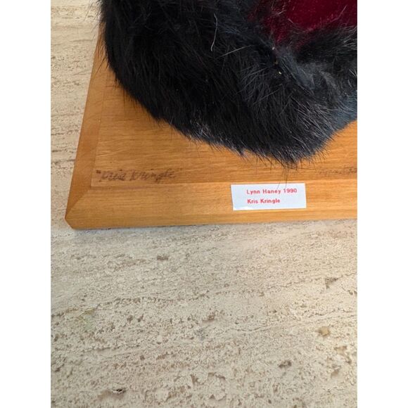 VTG 1990 Lynn Haney Kris Kringle SIGNED - Picture 5 of 6